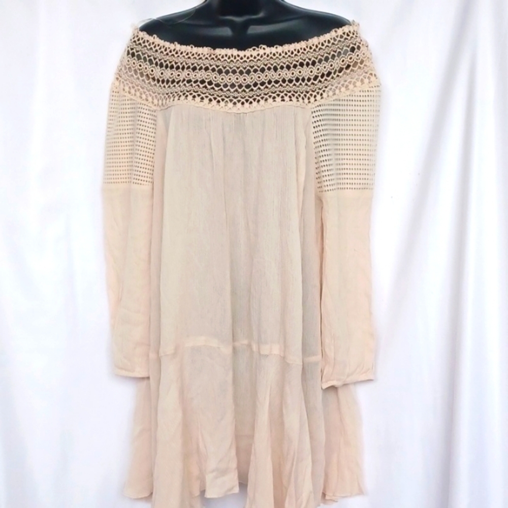 Umgee Cream Colored Off The Shoulder Dress W/ Crochet Detail, Nwt, Sz M